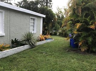 4551 SW 38th St, West Park, FL 33023