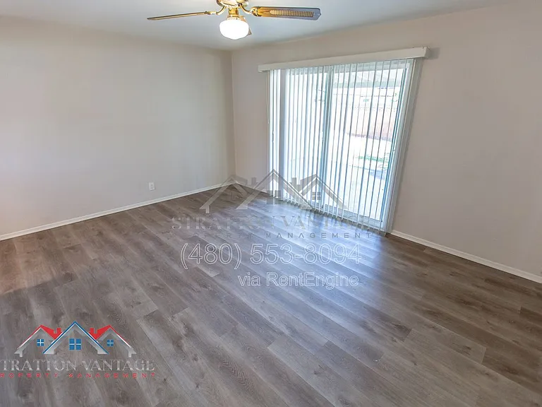 3409 E Indianola Ave — Photo 12