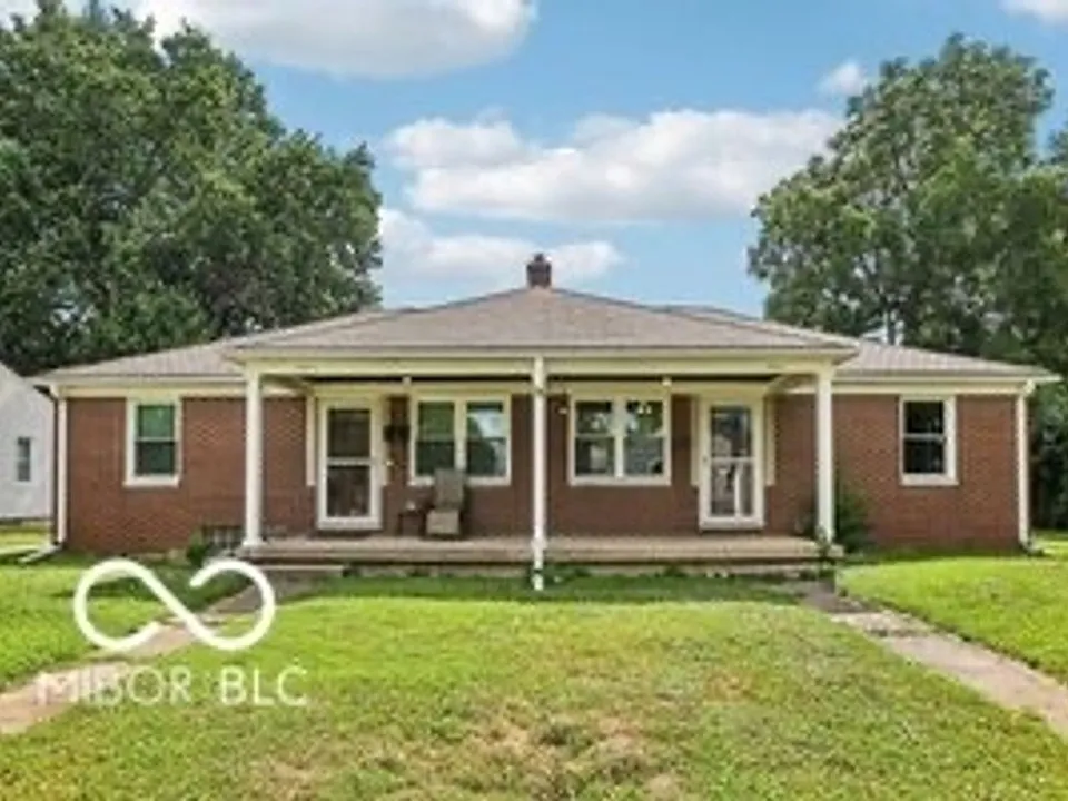 1905 Patton Dr