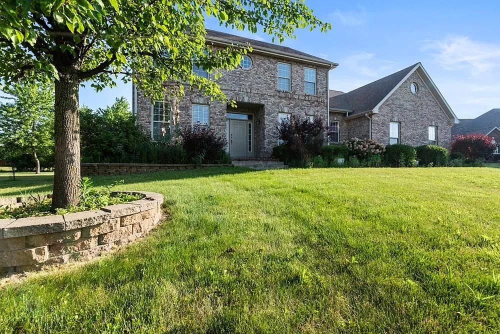 7904 W Adare Dr photo 1