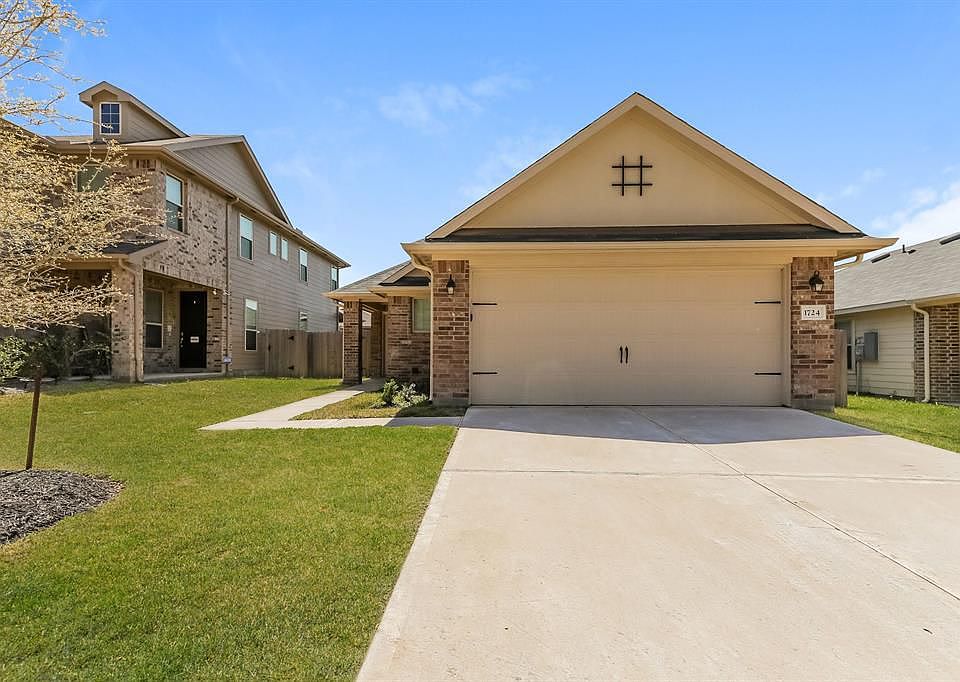 1st image of 1724 Brushy Cedar Ct