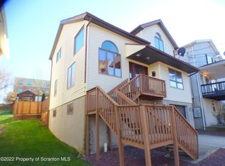 223 S Webster Ave, Scranton, PA 18505