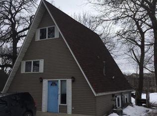 161 Minnewashta Rd, Arnolds Park, IA 51331