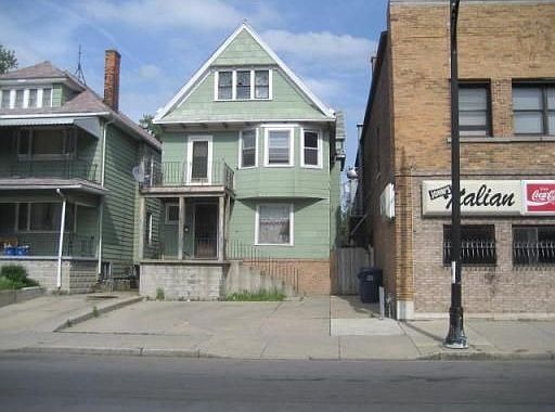 2nd image of 311 Grant St