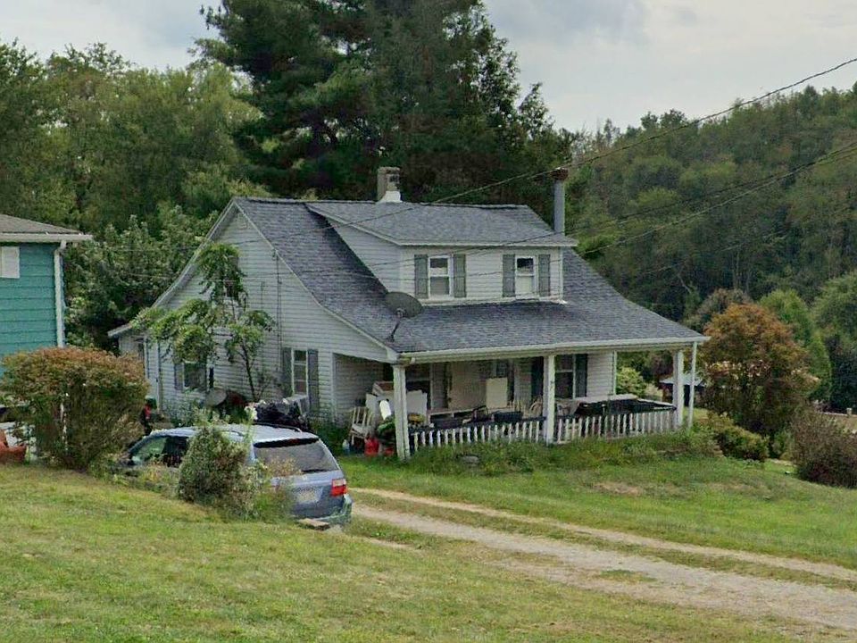 2nd image of 717 Grange Dr