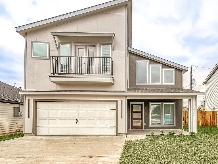 9204 Buffum St — Photo 1