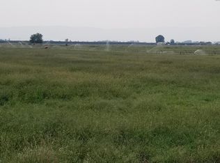 Nna Ashue Rd, Wapato, WA 98951