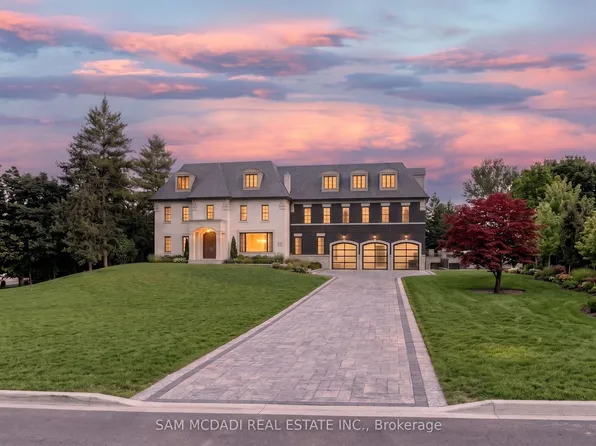 16 Charles Cooper Ct, Vaughan, ON L0J 1C0