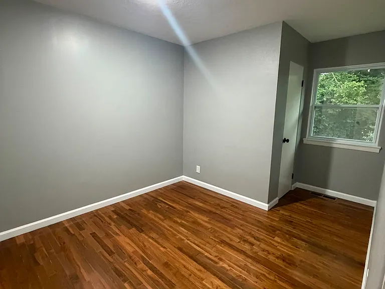 5219 W Mooresville Rd — Photo 14