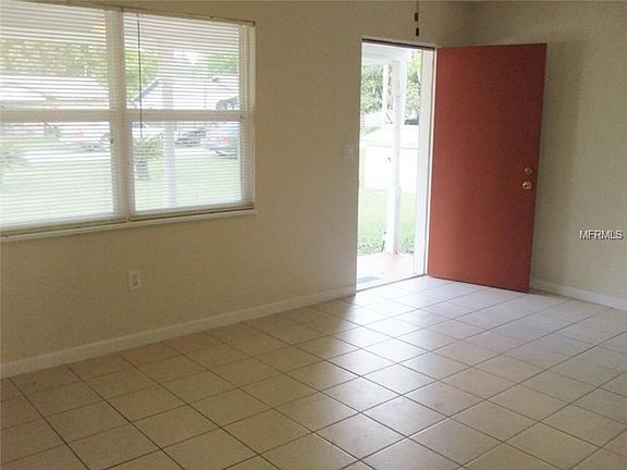 3rd image of 597 County Road 487