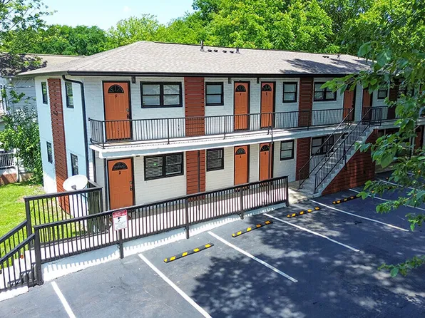 692 Smith St SW #6, Atlanta, GA 30310