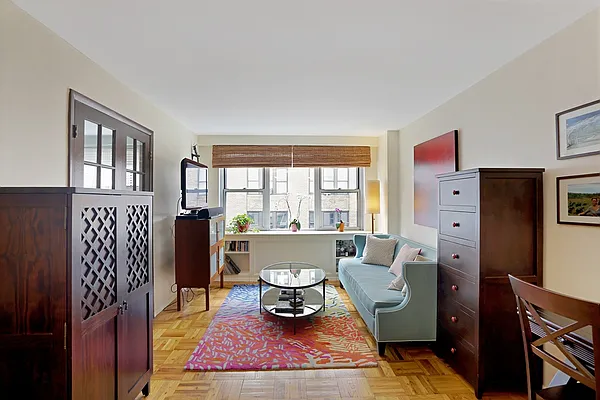 Sold by Corcoran | media 12