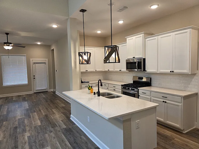 2838 Northwood Pines Ln — Photo 2