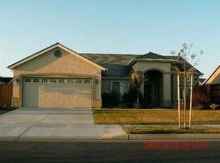2195 Geary Ave, Sanger, CA 93657