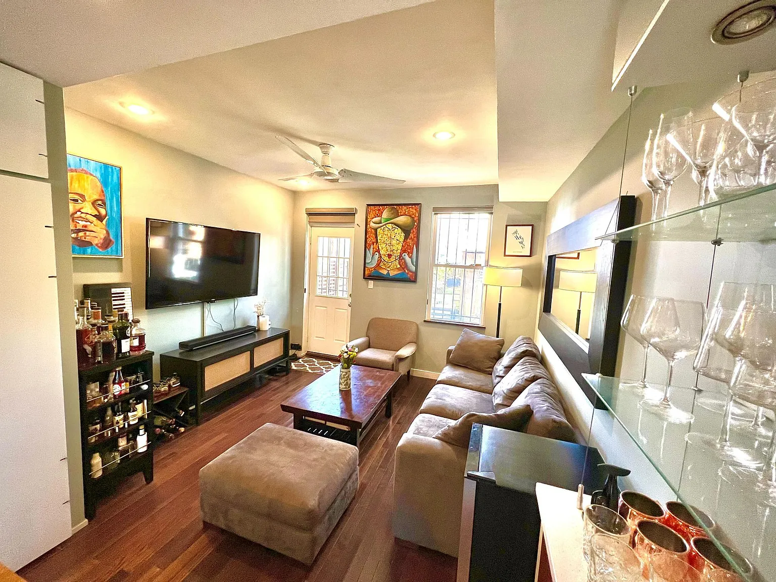 976 Florida Ave NW — Photo 3