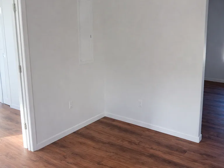 111 Millbury St — Photo 4
