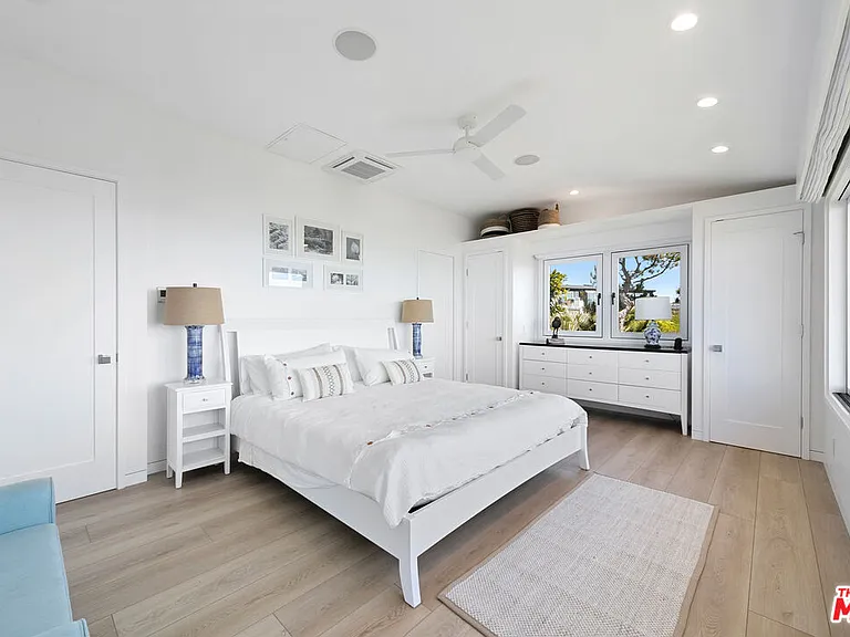 6817 Seawatch Ln — Photo 26