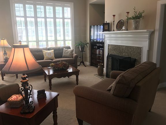 4th image of 4406 Cedar Hill Ct