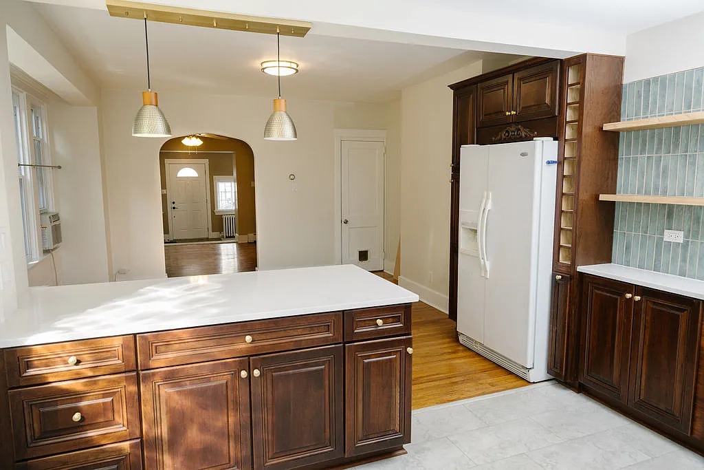 3 bed, 1349 sqft, $2,650 — Photo 4