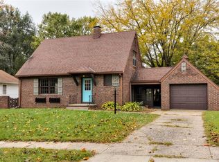 1810 E 32nd St, Des Moines, IA 50317