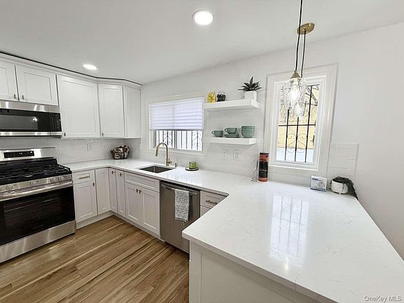 5th image of 104-20 47th Avenue
