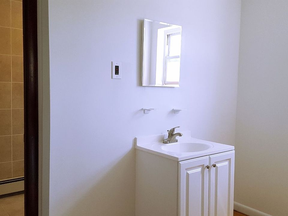 1st image of 3099 47th St #1