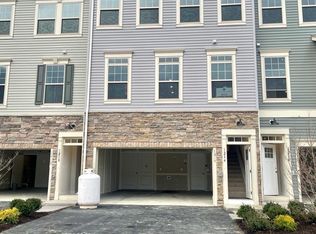1214 Creek Bank Dr, Stafford, VA 22554