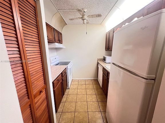 5th image of 11441 NW 39th Ct #1173
