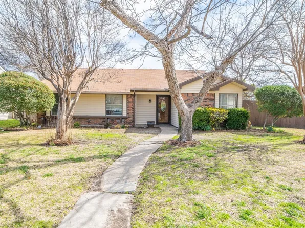 2318 High Star Dr, Garland, TX 75041