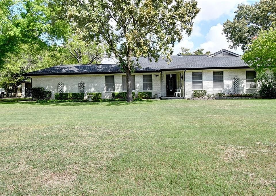 1st image of 8208 Llano Ave