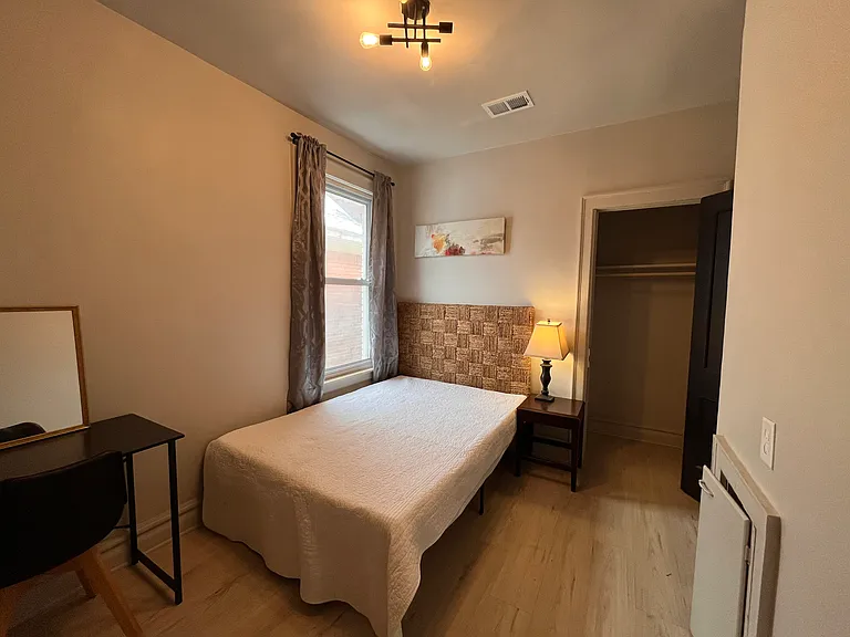 2700 Calvert St #2 — Photo 17