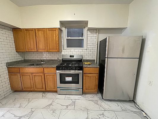1st image of 37-16 Astoria Blvd S #3R
