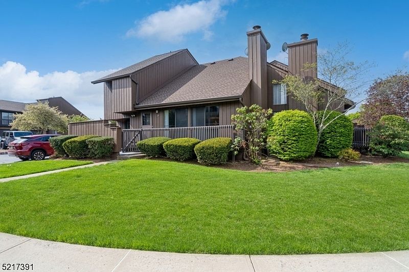 1st image of 249 Kingsberry Dr