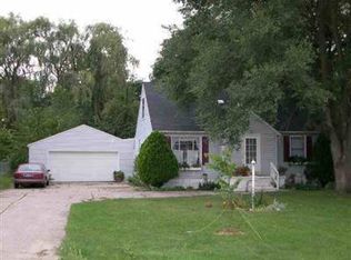 1287 W Stanley Rd, Mount Morris, MI 48458