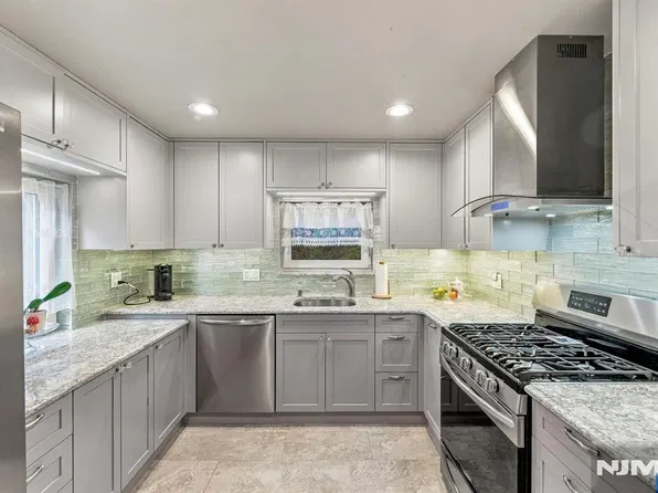 1118 Wilson Avenue, Teaneck, NJ 07666