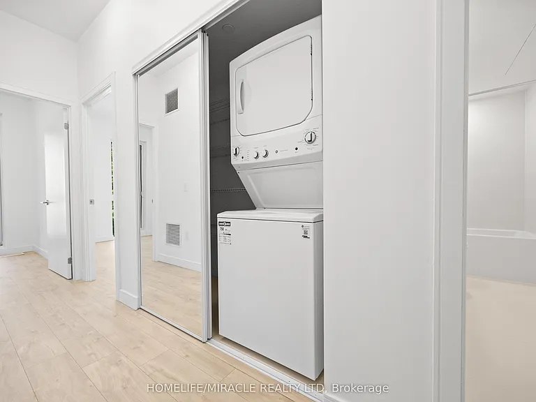 174 Clonmore Dr #9 — Photo 23