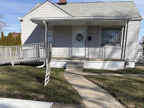 1678 Gregory Ave, Lincoln Park, MI 48146