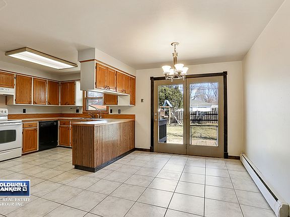 Kitchen/Dining