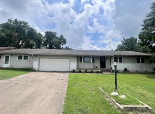 505 E 6th St, Weleetka, OK 74880