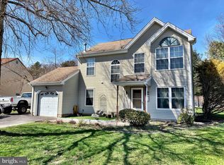 30 Vincent Dr, Burlington, NJ 08016