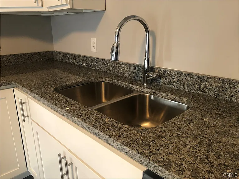 1223 Tulip St #432 — Photo 9