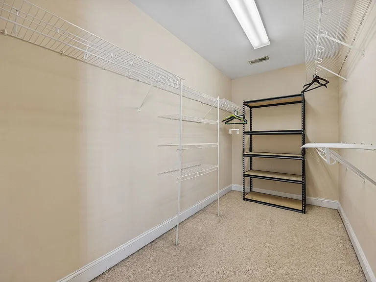 190 Hamilton Way — Photo 22