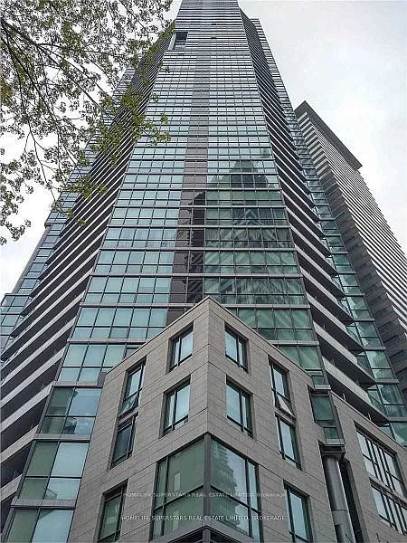 1 bed, $2,300 — Photo 2