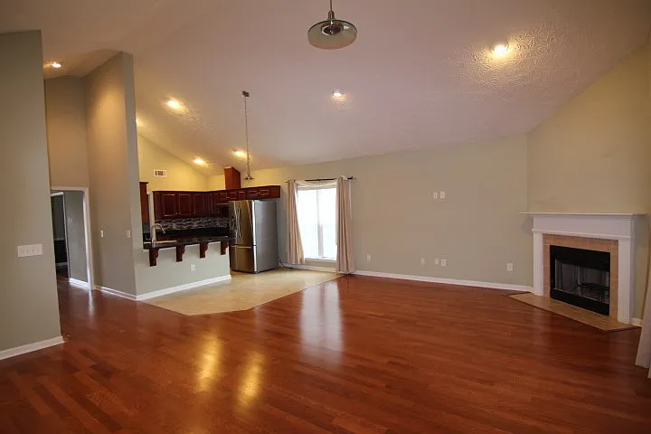 9032 Scottsdale Ct — Photo 15