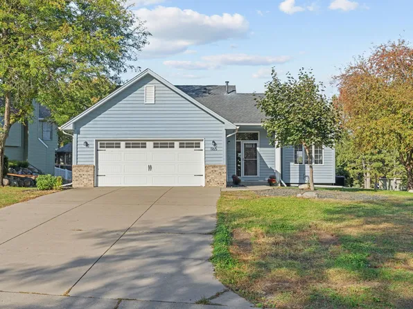 1165 Autumn Dr, Woodbury, MN 55125