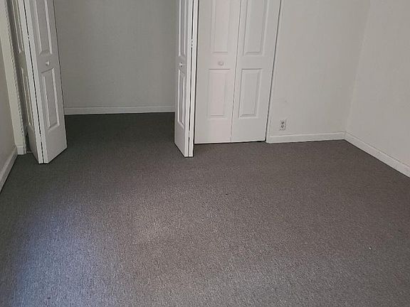 5th image of 2258 N Hamlin Ave #1F