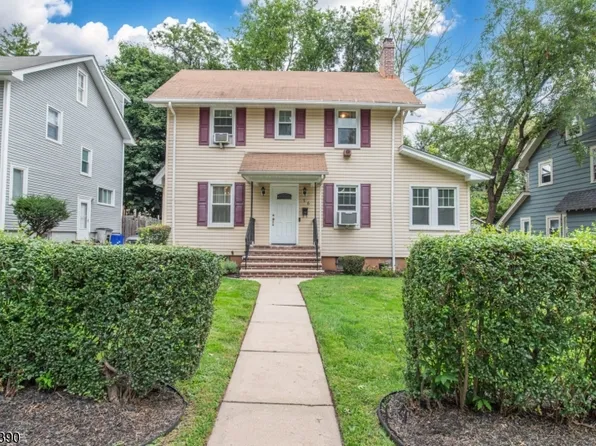 76 Elliot Pl, East Orange City, NJ 07018