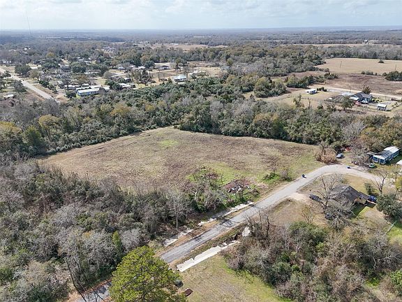 3rd image of 22nd St