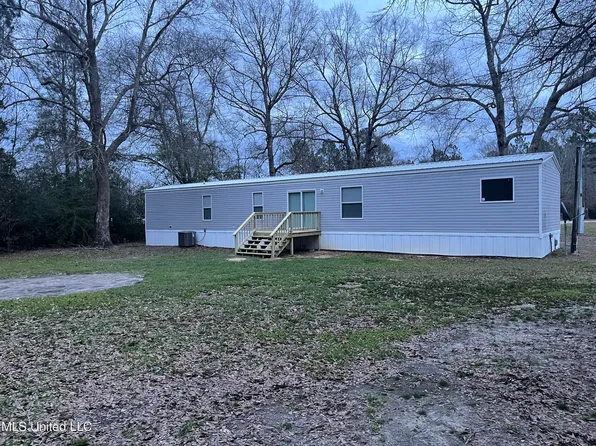 24311 Martina St, Saucier, MS 39574