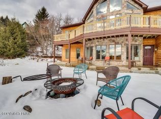 2114 Strawberry Lndg, Long Pond, PA 18334